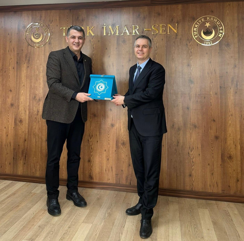 Karayolları Genel Müdür Yardımcıları Sayın Ahmet ASLAN ve Sayın Gökhan MACİT, Sendikamıza hayırlı olsun ziyaretinde bulundular.